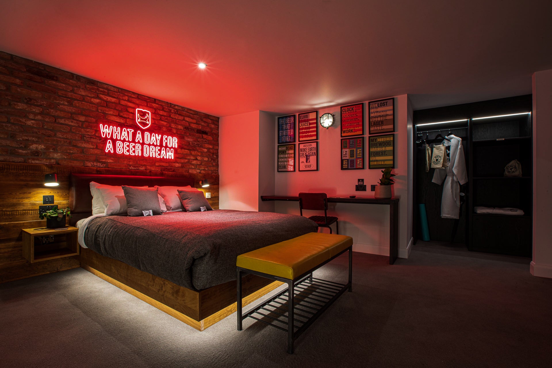 BrewDog DogHouse Edinburgh Hotel